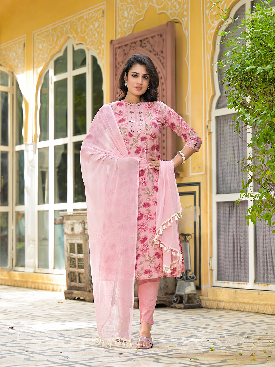 Blush Pink Floral Kurta Set With Dupatta