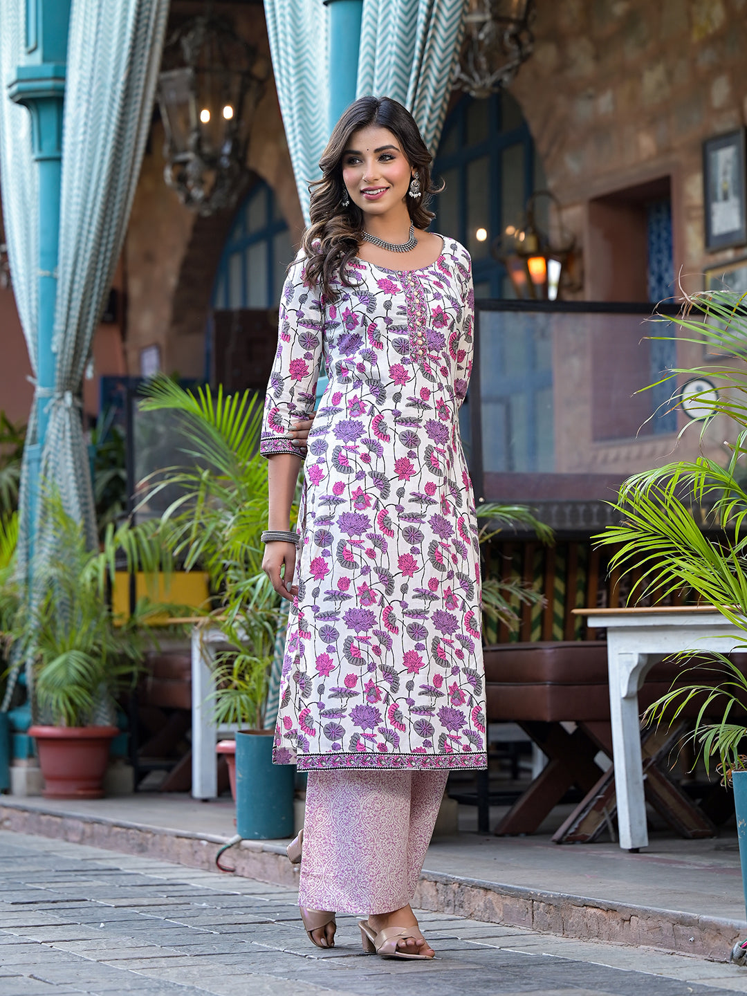 Off-white Kurta Set with pink Floral Print