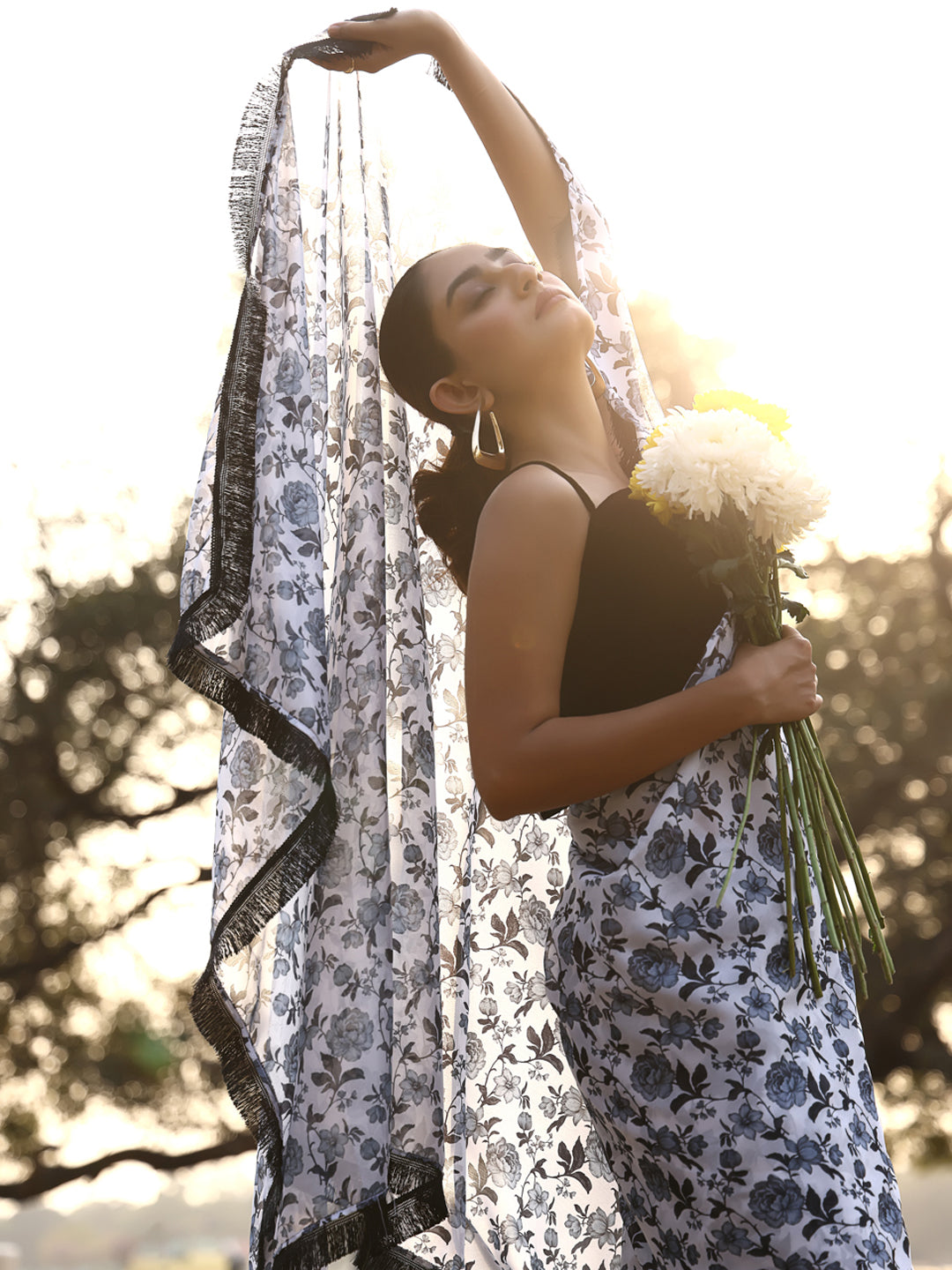 White & Black Floral printed Saree with blouse