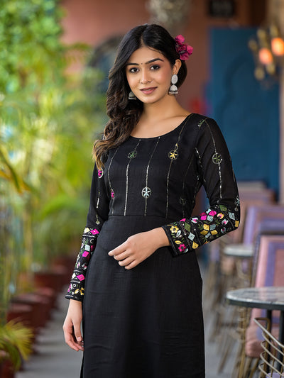 Black embroidered straight kurta