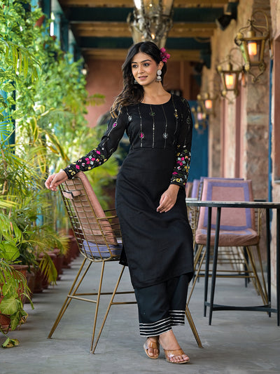 Black embroidered straight kurta