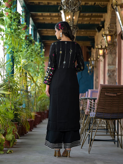 Black embroidered straight kurta