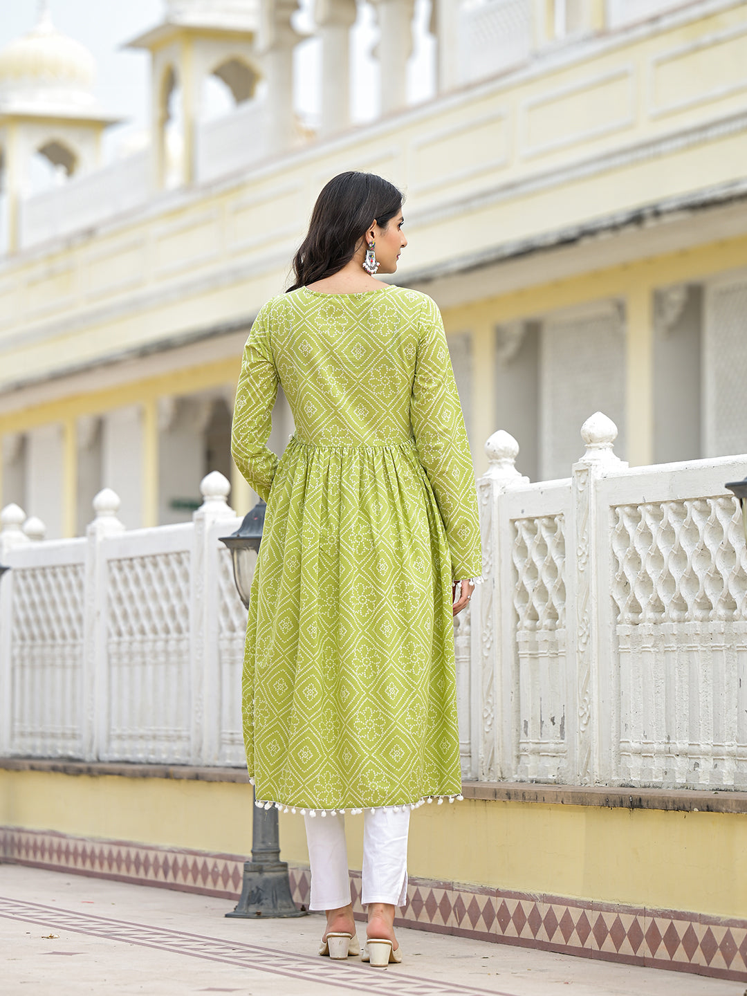 Mehendi Green Nyra Cut Kurta