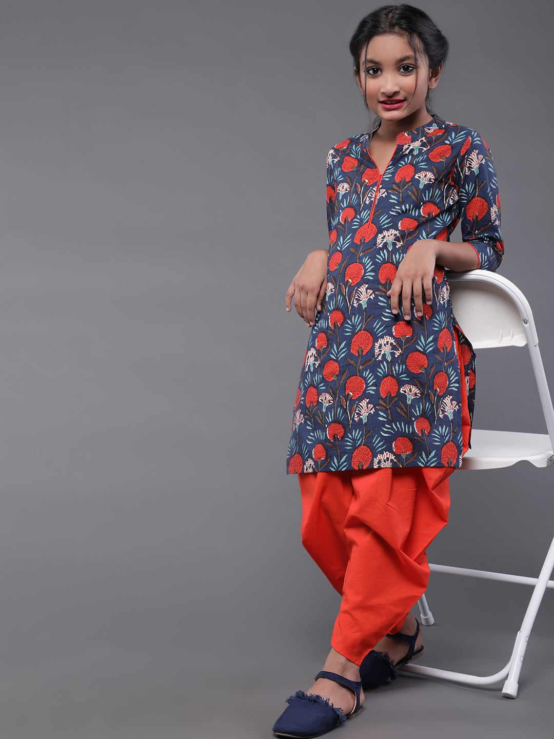 Blue Floral Print Kurta With Dhoti Pant