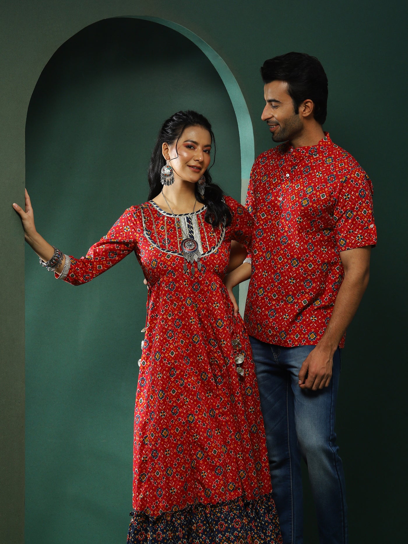 Red Patola Print Couple Combo Set