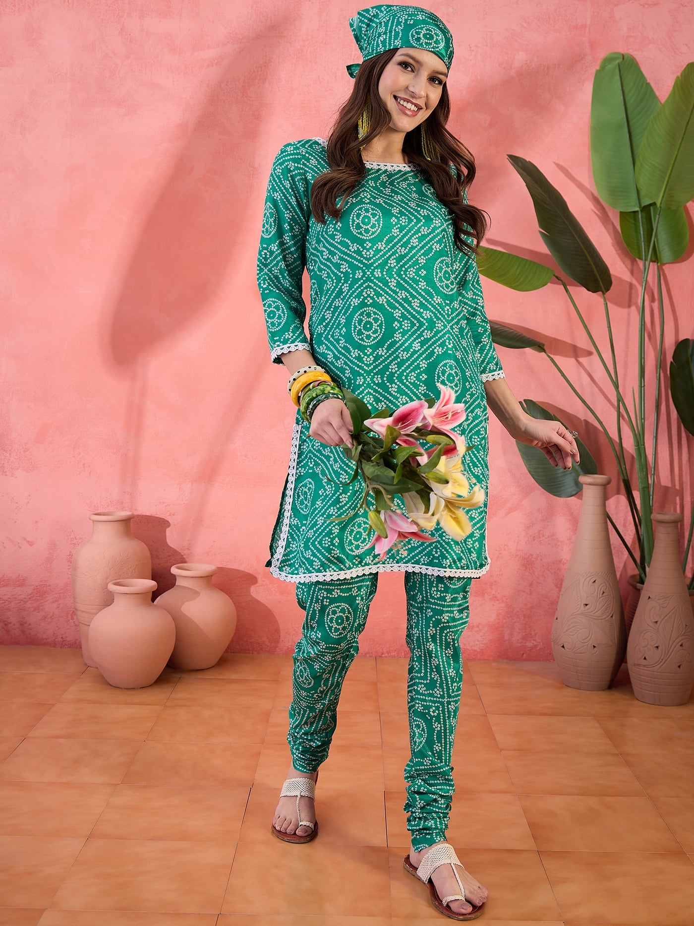 Green Bandhani Print Kurta With Churidar Pant