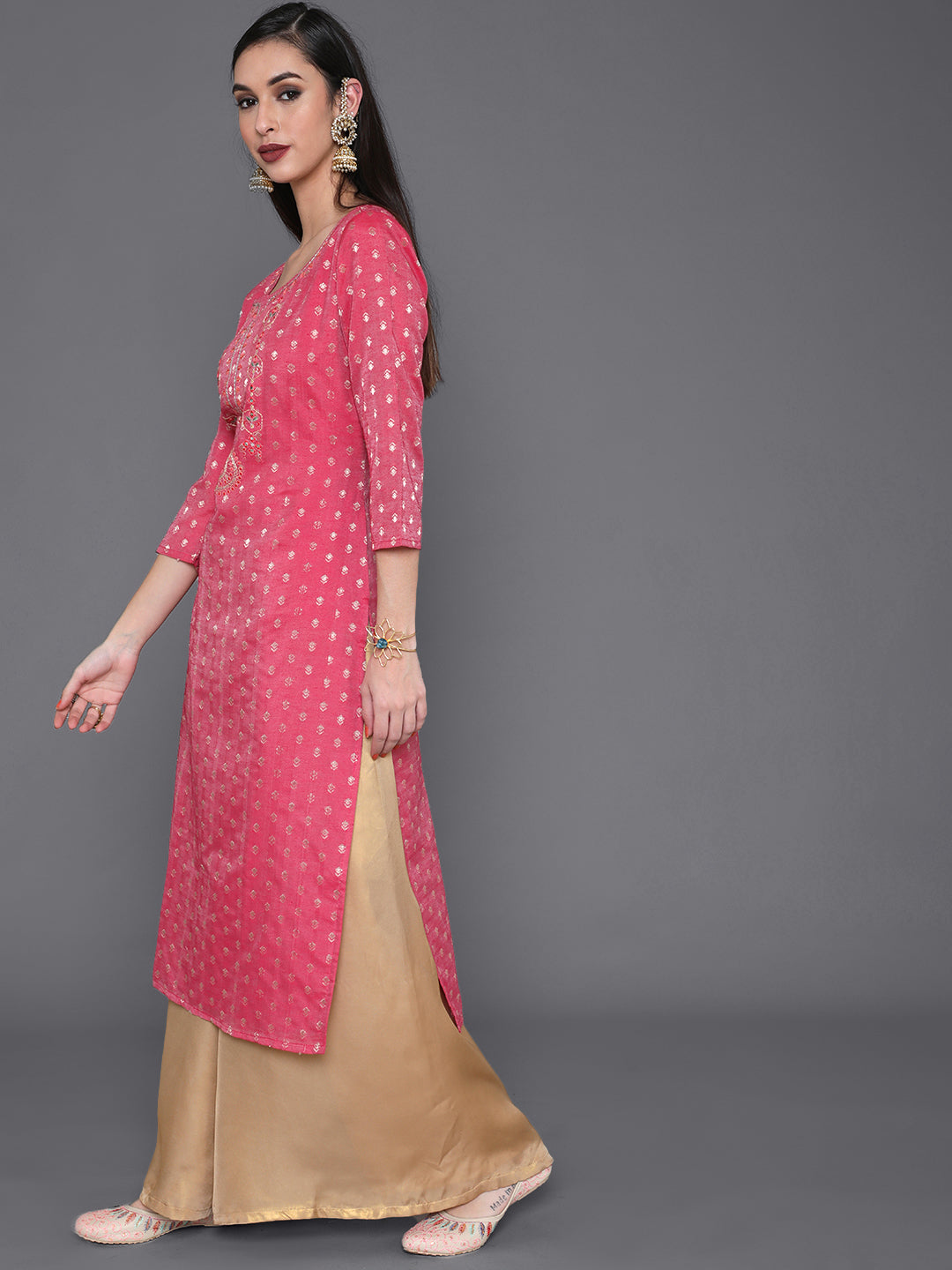 Pink Dobby Designed Embroidered Kurta