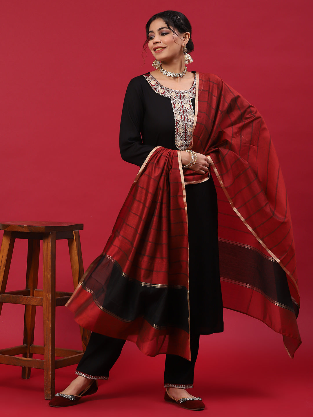 Black Embellished Kurta Pant With Striped Dupatta