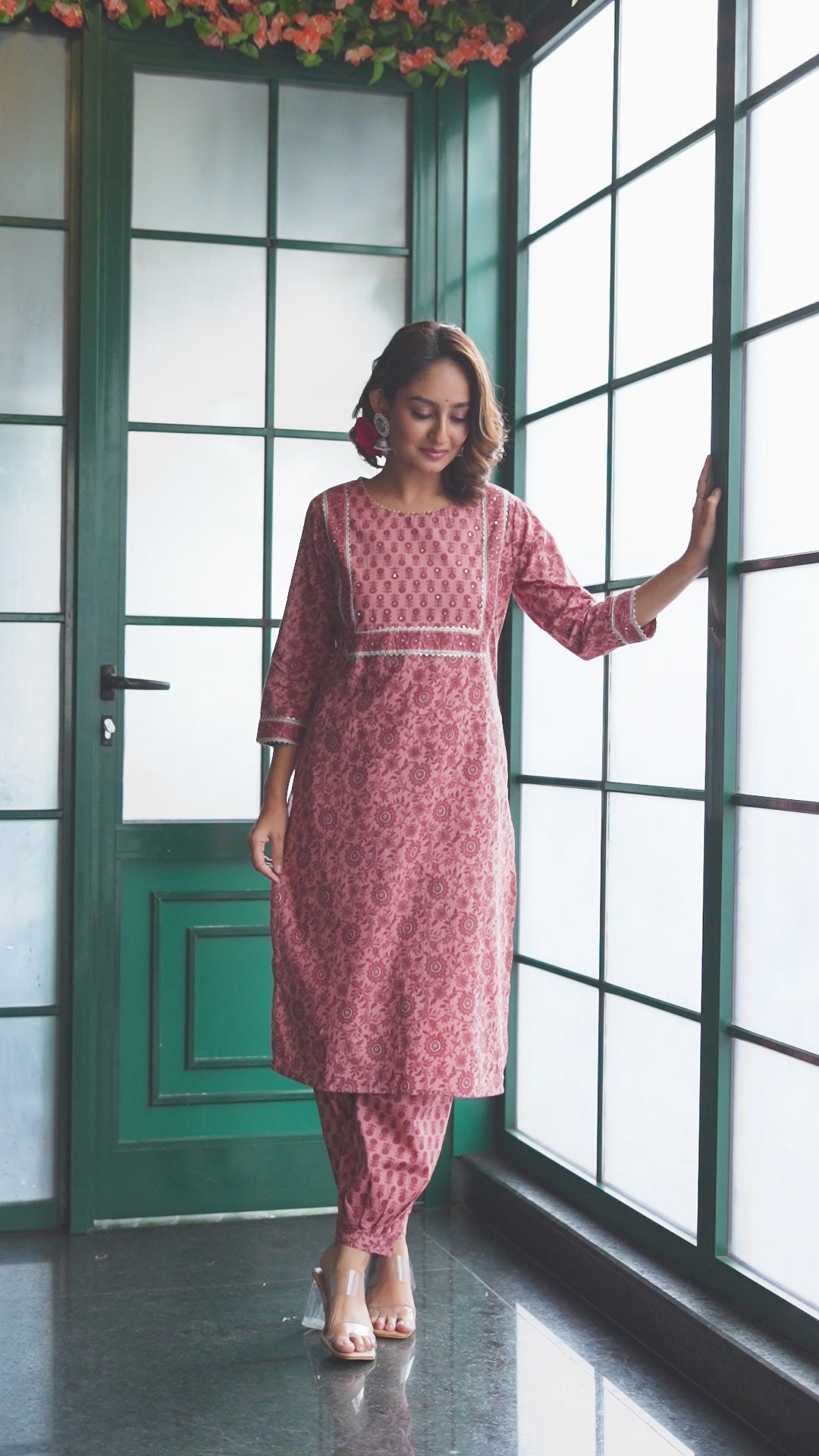 Pink Ethnic Motif Embroidered Kurta Set with Afgani Pant