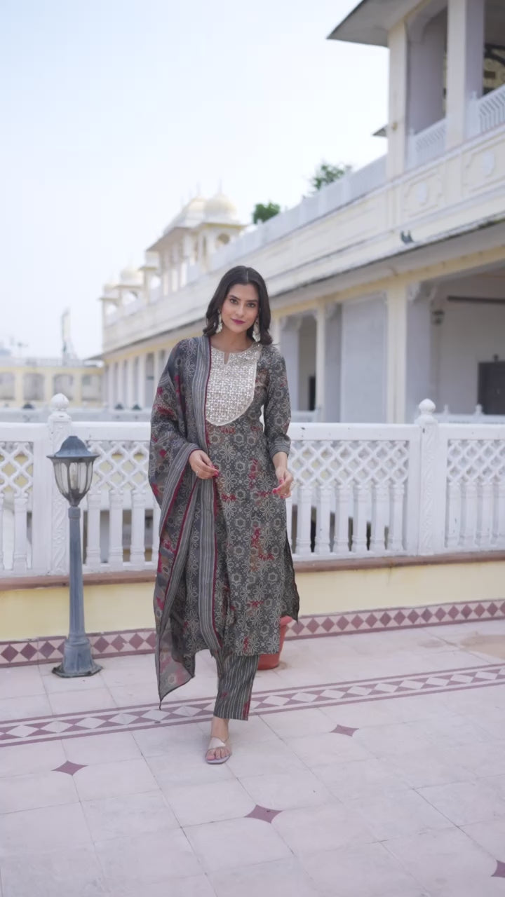 Grey Bandhani Kurta Set with embroidered patch on yoke